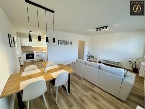 Pronájem bytu 3+kk, Kladno - Kročehlavy, Děčínská, 68 m2