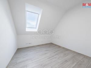 Pronájem bytu 3+kk, Sedlčany, Nademlýnská, 90 m2