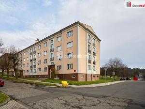 Prodej bytu 2+1, Ostrov, Vančurova, 57 m2