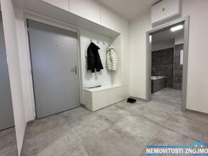 Pronájem bytu 2+kk, Znojmo, Kosmákova, 60 m2