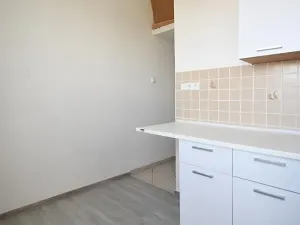 Pronájem bytu 2+1, Chomutov, Spořická, 50 m2