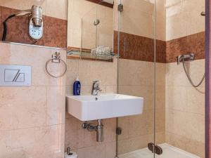 Prodej ubytování, Karlovy Vary - Rybáře, Slepá, 1015 m2