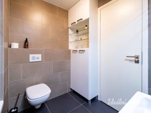 Pronájem bytu 2+kk, Praha - Žižkov, Kališnická, 47 m2