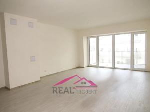 Prodej bytu 2+kk, Lomnice, Dlouhá, 78 m2