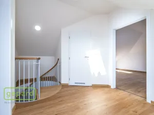 Prodej bytu 6+kk a větší, Praha - Stodůlky, Plzeňská, 159 m2