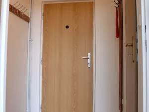 Pronájem bytu 2+kk, Praha - Záběhlice, Jabloňová, 36 m2