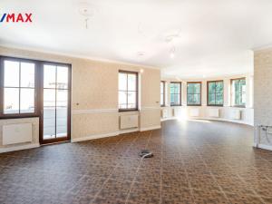 Prodej bytu 3+kk, Karlovy Vary, Svahová, 131 m2