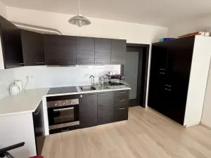 Pronájem bytu 2+kk, Jihlava, Halasova, 41 m2