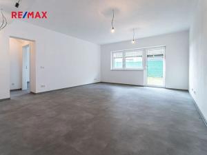 Prodej bytu 2+kk, Znojmo, Hrušňová, 62 m2