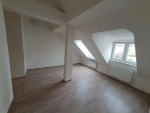 Pronájem bytu 2+kk, Praha - Strašnice, Nupacká, 50 m2