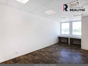 Pronájem kanceláře, Zlín, Kvítková, 65 m2