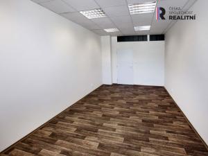 Pronájem kanceláře, Zlín, Kvítková, 65 m2