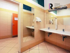 Pronájem kanceláře, Zlín, Kvítková, 82 m2