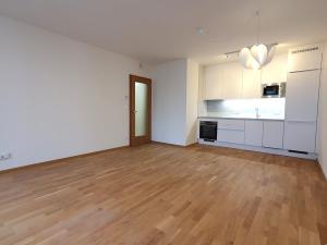 Pronájem bytu 2+kk, Praha - Hodkovičky, Šenácká, 71 m2