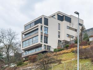 Prodej bytu 2+kk, Praha - Hlubočepy, Výhledová, 87 m2