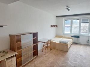 Pronájem bytu 2+1, Jihlava, Evžena Rošického, 58 m2