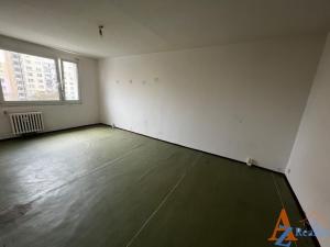 Pronájem bytu 1+1, Chomutov, Dřínovská, 42 m2