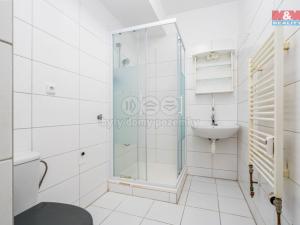 Prodej bytu 2+kk, Praha - Kyje, Pelušková, 42 m2