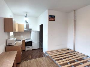 Pronájem bytu 1+kk, Benešov, 32 m2