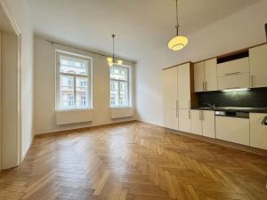 Pronájem bytu 3+kk, Praha - Smíchov, Lidická, 84 m2