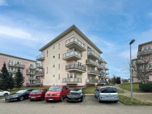 Prodej bytu 1+kk, Roztoky, Felklova, 36 m2