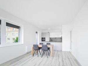 Pronájem bytu 3+kk, Praha - Strašnice, Štěchovická, 78 m2