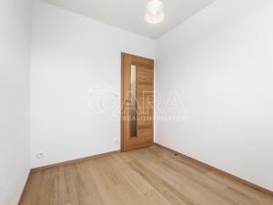 Pronájem bytu 3+kk, Praha - Prosek, Veltruská, 62 m2