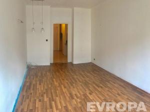 Pronájem bytu 1+1, Praha - Žižkov, Baranova, 30 m2