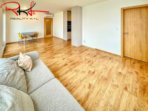 Pronájem bytu 4+kk, Praha - Dolní Měcholupy, Kardausova, 123 m2
