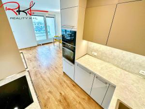 Pronájem bytu 4+kk, Praha - Dolní Měcholupy, Kardausova, 123 m2