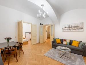 Prodej bytu 3+1, Praha - Staré Město, 89 m2