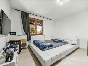 Prodej rodinného domu, Stará Huť, Ke Strži, 230 m2