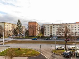 Prodej bytu 2+kk, Praha - Břevnov, Na Petřinách, 53 m2