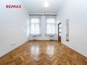 Pronájem bytu 1+kk, Praha - Nusle, Sekaninova, 30 m2