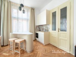 Pronájem bytu 3+kk, Praha - Staré Město, Templová, 68 m2