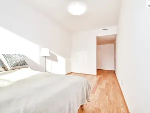 Pronájem bytu 2+kk, Praha - Smíchov, Šiklové, 70 m2