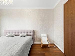 Pronájem bytu 3+kk, Praha - Bubeneč, Charlese de Gaulla, 83 m2