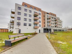 Pronájem bytu 2+kk, Praha - Kbely, Sedlářova, 57 m2