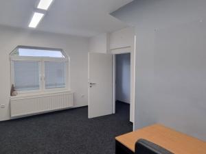 Pronájem rodinného domu, Pardubice - Černá za Bory, Na Vsi, 104 m2