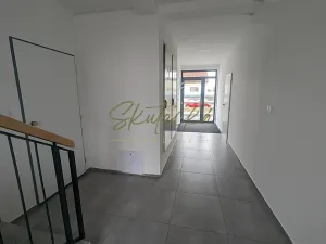 Pronájem bytu 2+kk, Hodonín, 55 m2