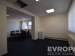 Prodej komerční nemovitosti, Kolín - Kolín IV, Královská cesta, 1510 m2