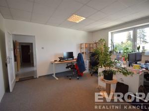 Prodej komerční nemovitosti, Kolín - Kolín IV, Královská cesta, 1510 m2