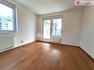 Pronájem bytu 3+kk, Praha - Vysočany, Pod Harfou, 85 m2