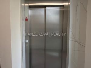 Prodej bytu 1+kk, České Budějovice, Hálkova, 24 m2