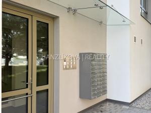 Prodej bytu 1+kk, České Budějovice, Hálkova, 24 m2