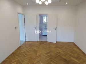 Pronájem bytu 2+kk, Praha - Vysočany, Freyova, 44 m2