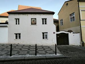 Prodej rodinného domu, Praha - Malá Strana, Hellichova, 100 m2