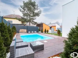 Prodej rodinného domu, Pohořelice, U Cihelny, 168 m2