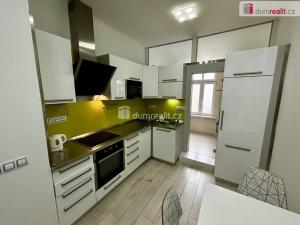 Pronájem bytu 1+1, Karlovy Vary, Jízdárenská, 38 m2