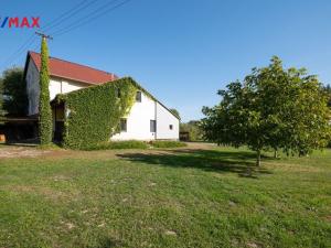 Prodej historického objektu, Kundratice, 850 m2